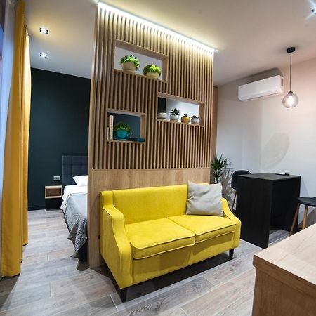 Luxury Apartments Petofi Oezjhorod Buitenkant foto